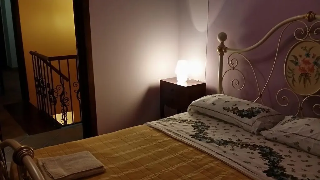 Borgo Franza Case Vacanze Basicò Italië