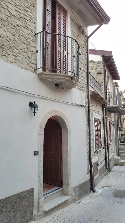Borgo Franza Case Vacanze Basicò