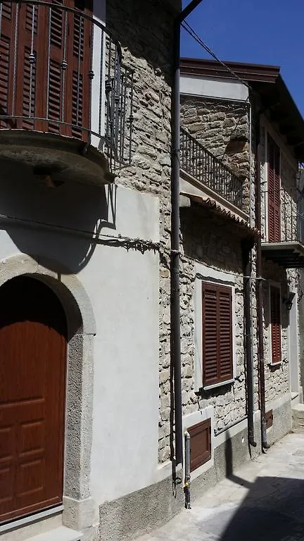 Borgo Franza Case Vacanze Apartment Basico Italy